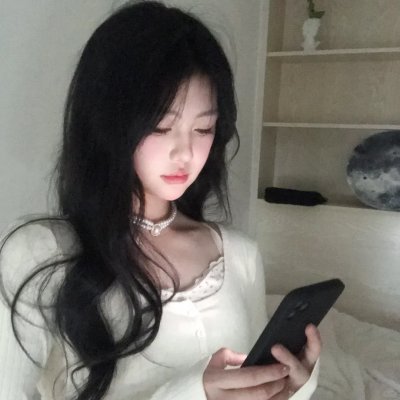 春闺三凤